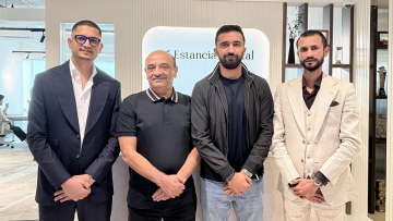 Photo: ${params.title}