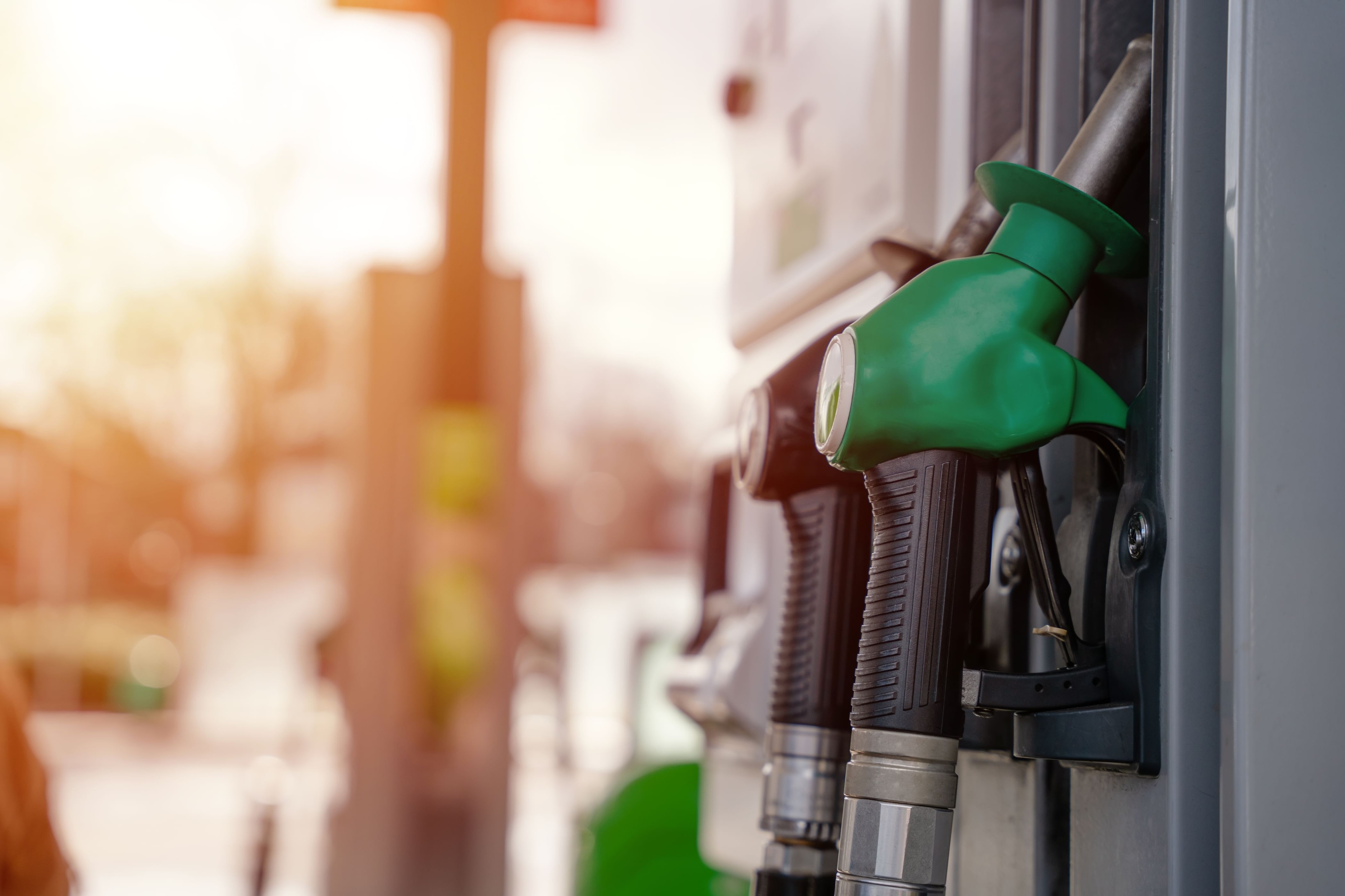 UAE Fuel Price Committee announces prices for April 2025