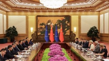 Photo: ${params.title}