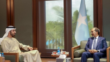 Photo: UAE Minister of State Meets With President of Somalia to Bolster Relations.