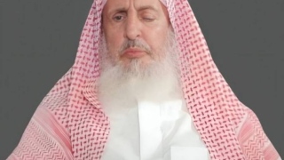 Umrl je veliki mufti Saudove Arabije, Abdulaziz Al Sheikh