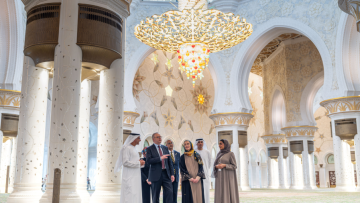 Photo: Australian Prime Minister Visits Sheikh Zayed Grand Mosque in Abu Dhabi