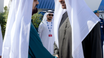 Photo: President Tours Dubai Airshow, Commending Progress in Defense Industry