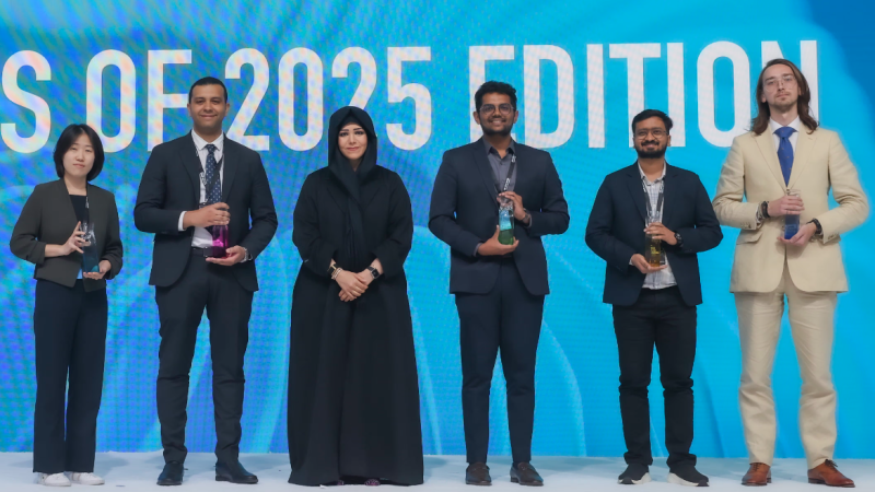 Photo: Latifa bint Mohammed Honours Five Student Innovators at ‘Dubai Future Solutions’