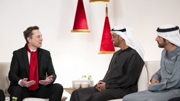 Photo: UAE President Meets Elon Musk