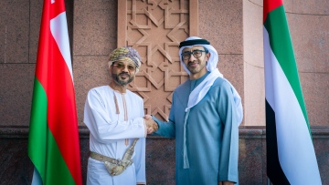Photo: Abdullah bin Zayed, Omani Foreign Minister Discuss Bilateral Ties
