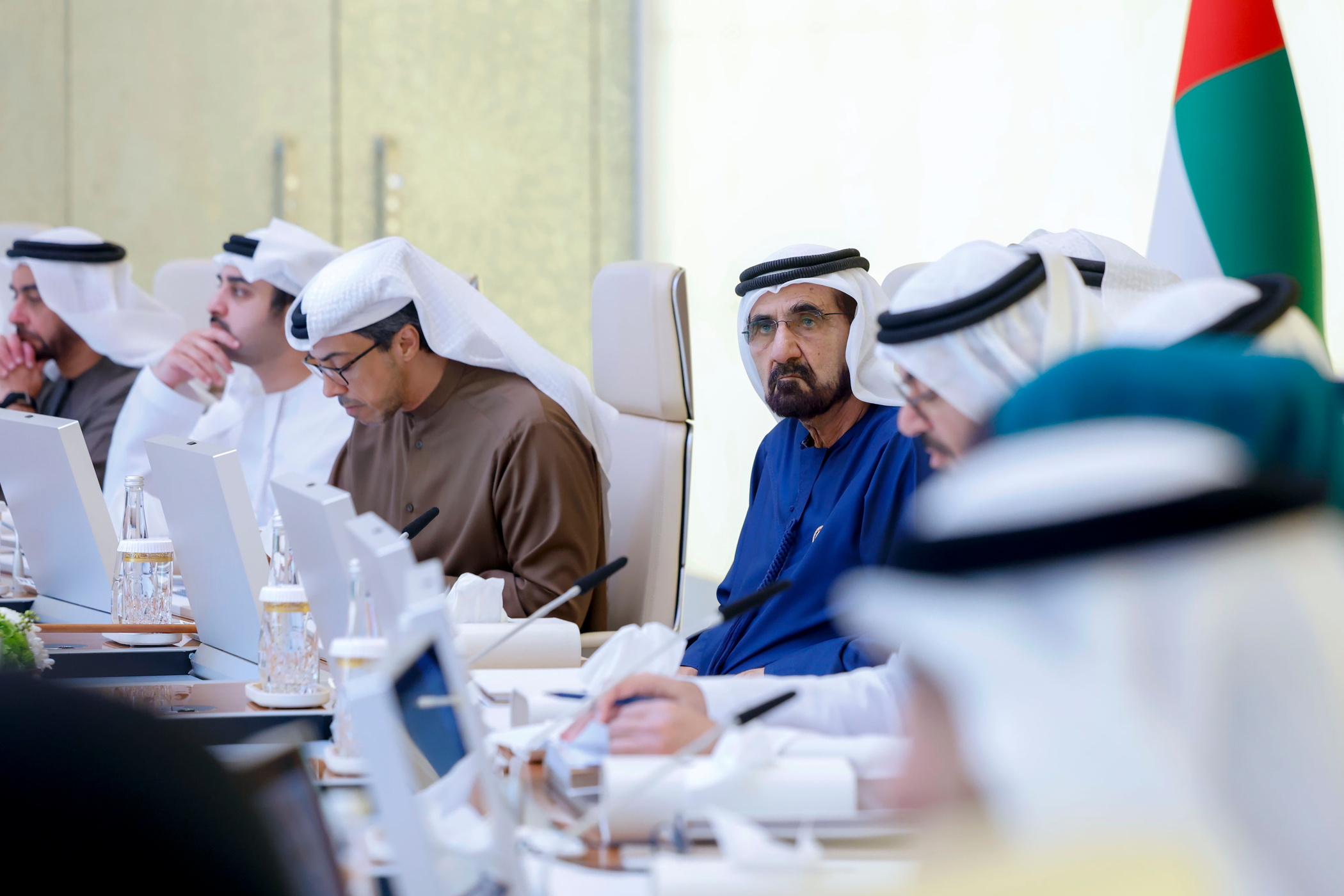 Mohammed bin Rashid Chairs UAE Cabinet, Reviews National Achievements Over the Last 20 Years