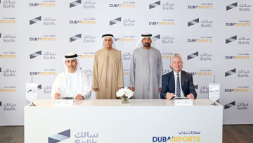 Photo: Ahmed bin Saeed and Mattar Al Tayer Witness Signing of 10-Year Agreement Between Dubai Airports and Salik to Enable Seamless E-Wallet Parking Payments at DXB