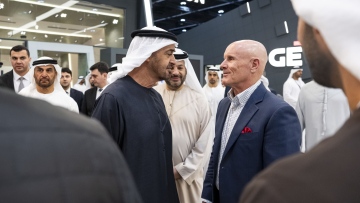 Photo: UAE President Visits UMEX and SimTEX