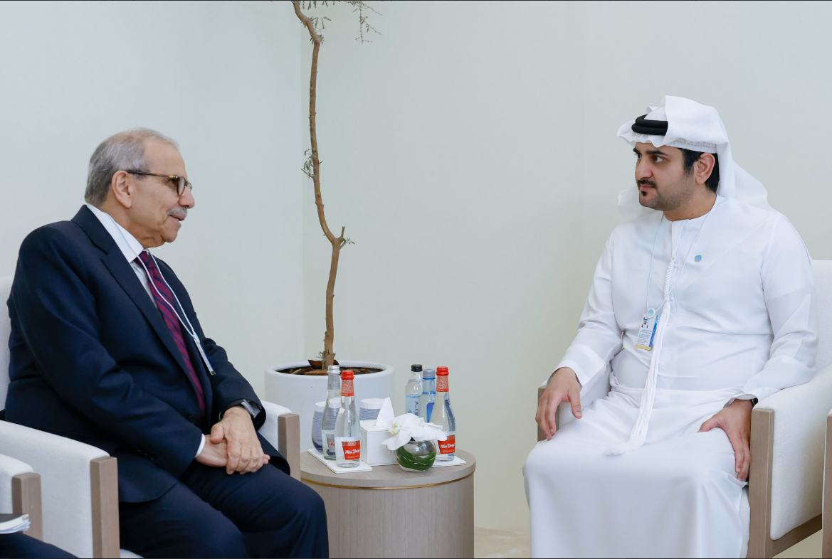 Maktoum bin Mohammed Meets With Prime Minister of Lebanon