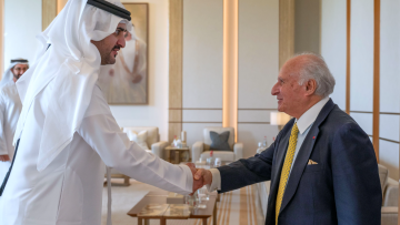 Photo: Maktoum bin Mohammed Hold Talks With Hongkong Business Leaders