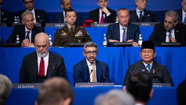 Photo: UAE Pledges $1.2 Billion in Gaza Aid at Summit Led by Trump