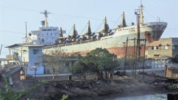 Photo: ${params.title}