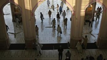 Photo: ${params.title}