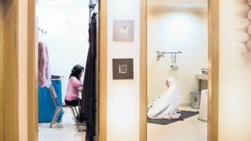 Photo: ${params.title}