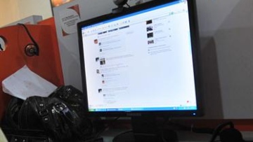 Photo: ${params.title}