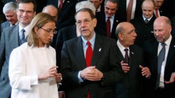 Photo: ${params.title}